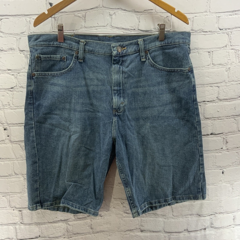 Wrangler Denim Shorts Mens Sz 36 Casual‎ Summer
